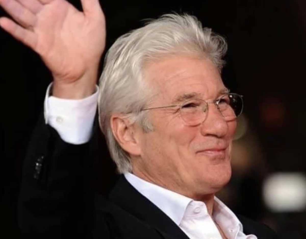 Richard Gere alla mostra del cinema di Venezia sembra un bimbo, il tempo si è fermato