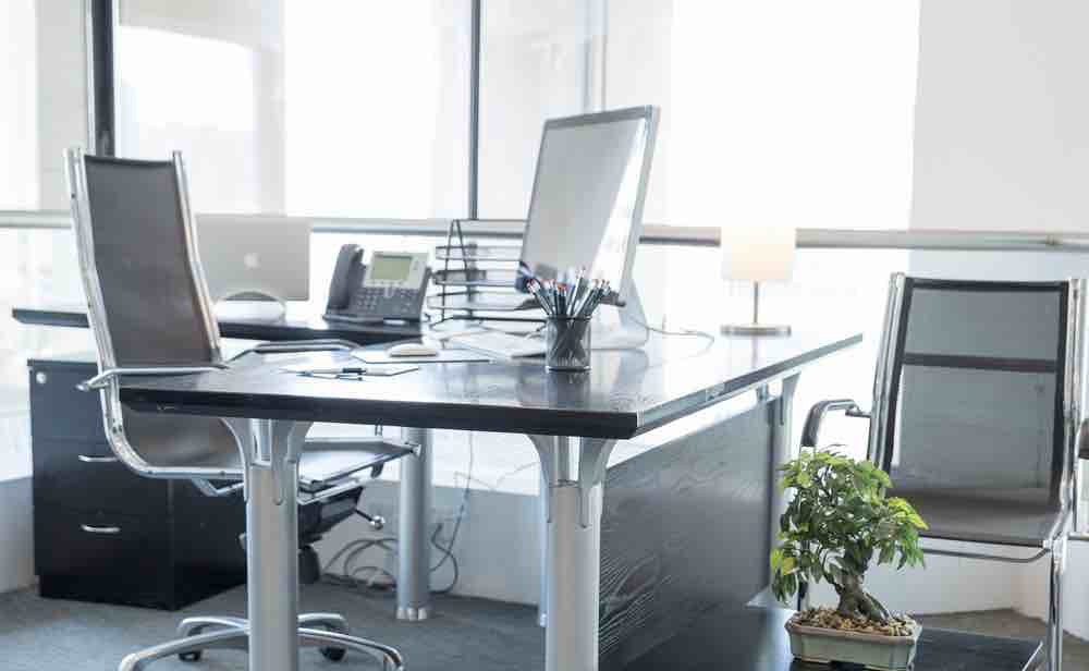 Arredare il tuo home office: 7 complementi che non possono mancare nel tuo studio